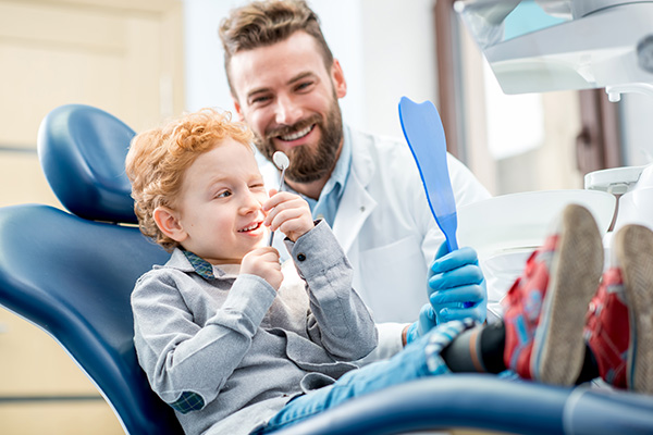 When to Bring Your Child to See a General Dentist from Hermann Park Smiles in Houston, TX